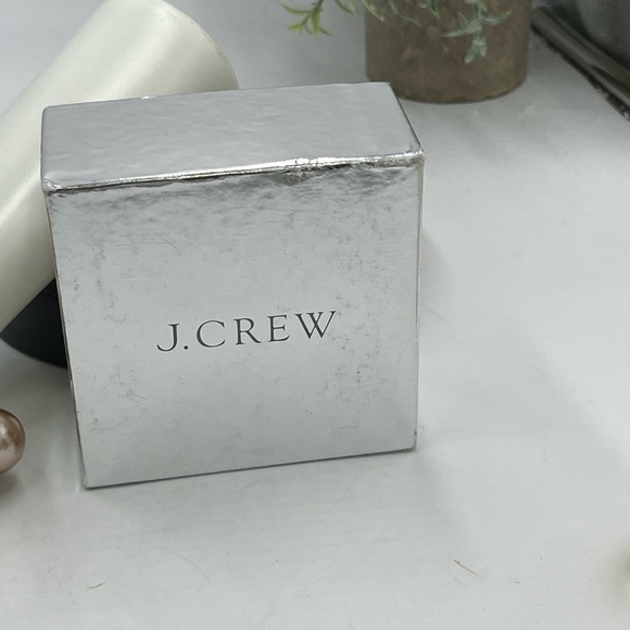 J. Crew Beige Faux‎ Pearl & Gold Tone Chain Fringe Tassel Bracelet - Picture 4 of 12